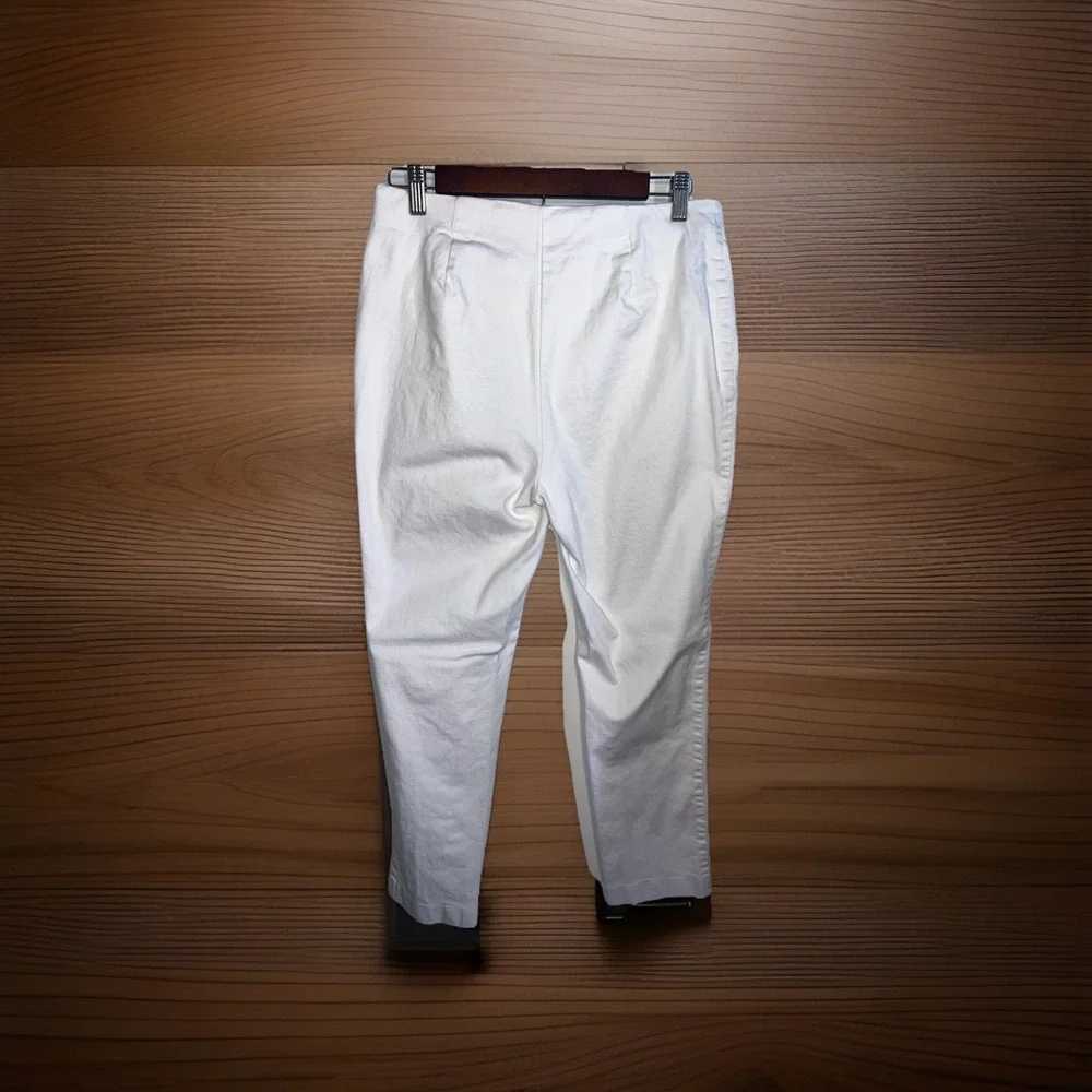 Charter Club Women's Size 10 White Pull On Stretch Crop Pants‎ Wide Comfort Band